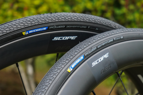 Amazon | MICHELIN(ミシュラン) POWER ENDURANCE BLK 700X23C